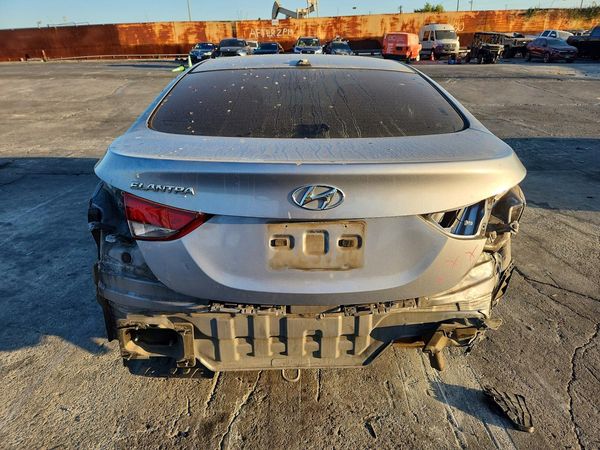 2016 HYUNDAI ELANTRA