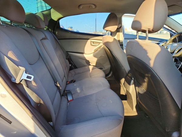 2016 HYUNDAI ELANTRA