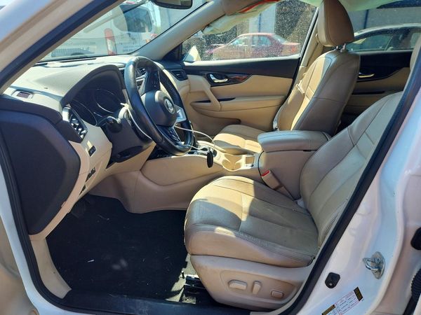 2020 NISSAN ROGUE — DENT