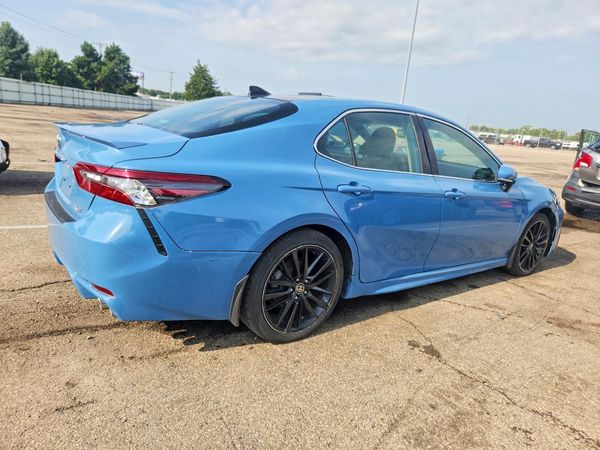 2023 TOYOTA CAMRY XSE