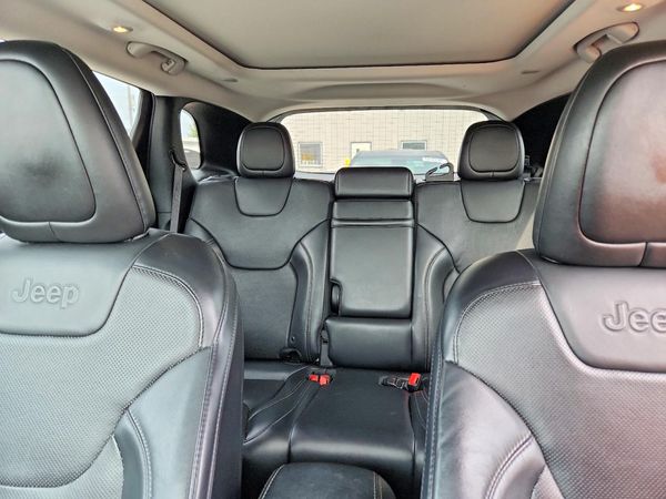 2019 JEEP CHEROKEE LIMITED 4X4