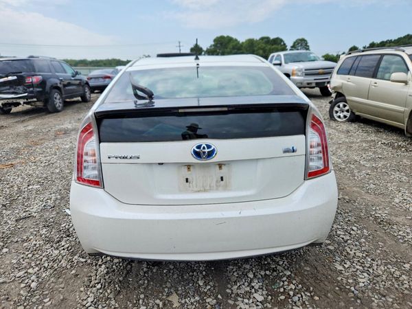 2015 TOYOTA PRIUS