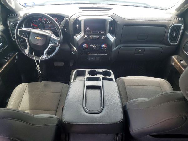 2020 CHEVROLET SILVERADO LT