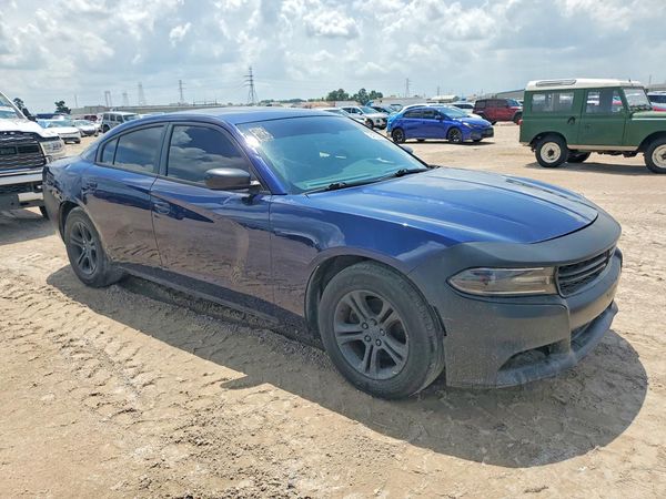 2017 DODGE CHARGER SE