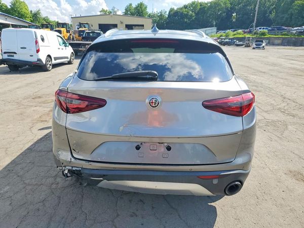 2018 ALFA ROMEO STELVIO AWD