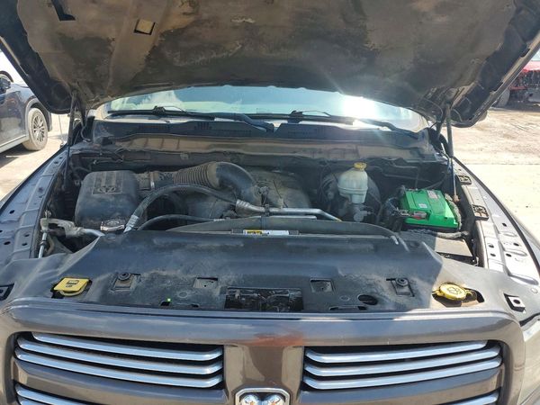 2014 RAM 1500 SPORT CREW CAB 4X4