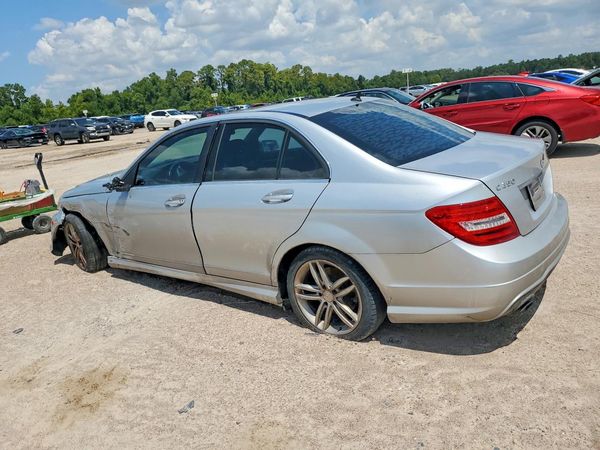 2014 MERCEDES-BENZ C C250