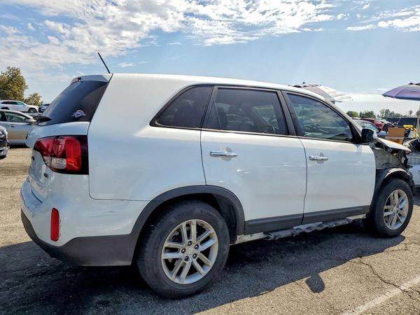 2014 KIA SORENTO