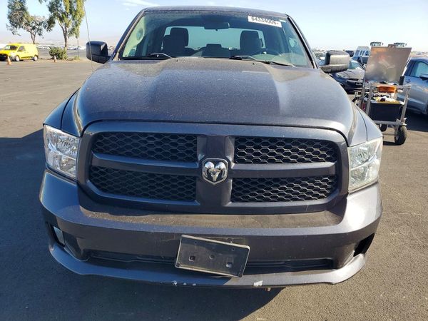 2017 RAM 1500 ST