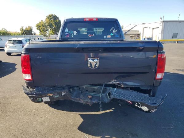 2017 RAM 1500 ST