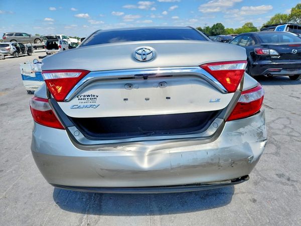 2016 TOYOTA CAMRY