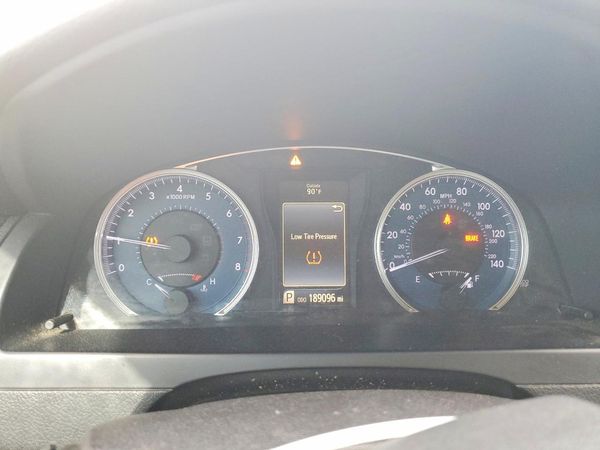 2016 TOYOTA CAMRY