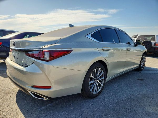 2022 LEXUS ES 350 350 Base