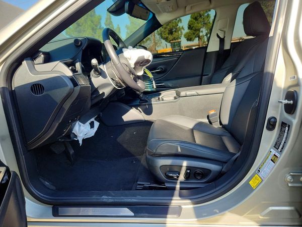 2022 LEXUS ES 350 350 Base