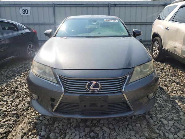 2013 LEXUS ES 300h
