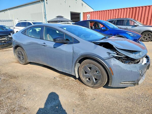 2026 TOYOTA PRIUS