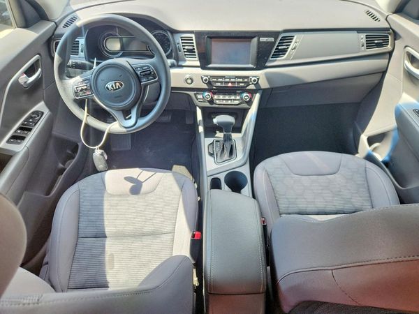 2017 KIA NIRO FE / LX / LX Tech