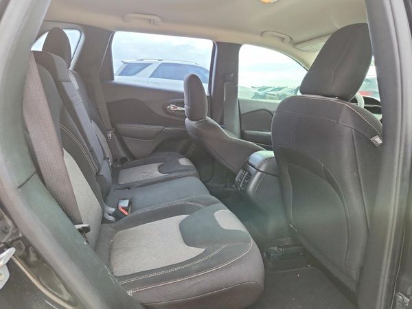 2015 JEEP CHEROKEE SPORT FWD