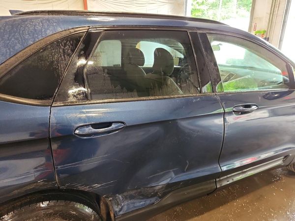 2017 FORD EDGE SE