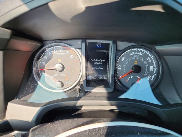 2022 TOYOTA TACOMA SR5