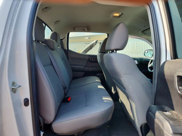 2022 TOYOTA TACOMA SR5