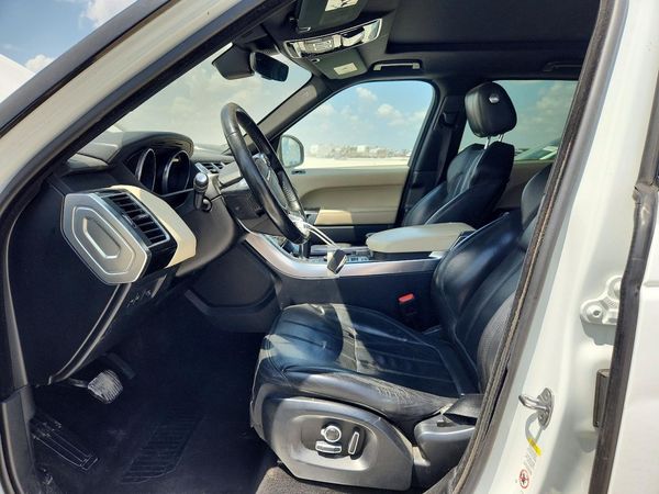 2017 LAND ROVER RANGEROVER HSE — DENT