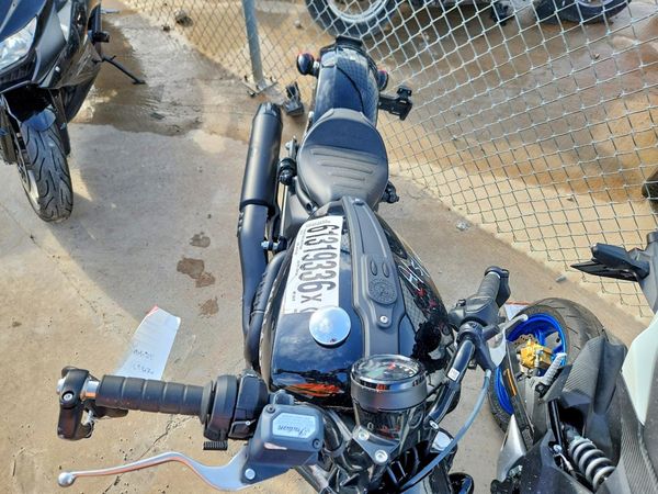 2025 INDIAN MOTORCYCLE CO. MOTORCYCLE