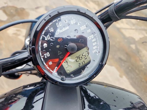 2025 INDIAN MOTORCYCLE CO. MOTORCYCLE