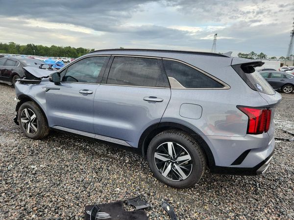 2022 KIA SORENTO
