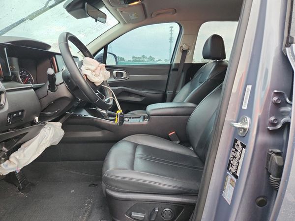 2022 KIA SORENTO