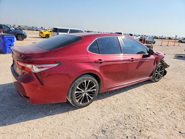 2018 TOYOTA CAMRY