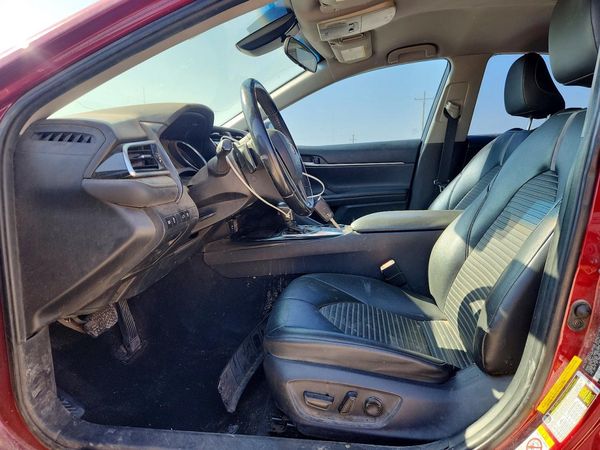 2018 TOYOTA CAMRY