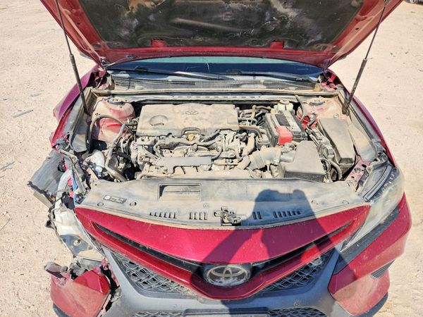 2018 TOYOTA CAMRY