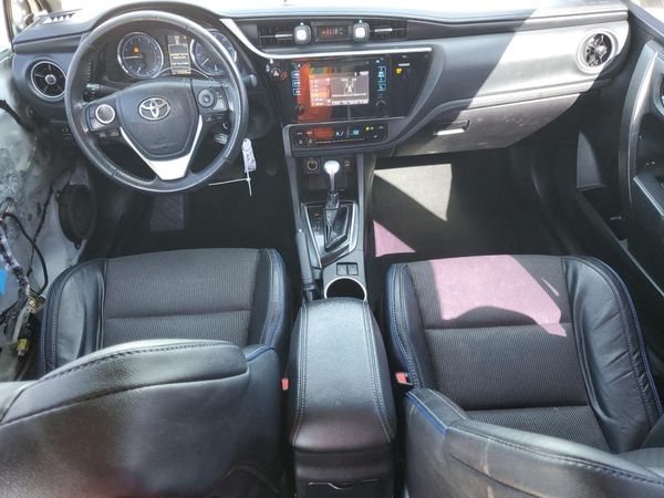 2017 TOYOTA COROLLA