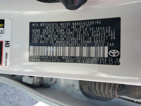 2017 TOYOTA COROLLA