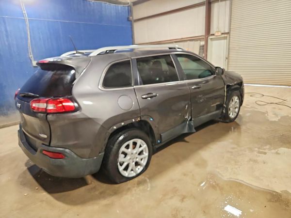 2017 JEEP CHEROKEE LATITUDE FWD