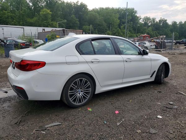 2019 BMW 530
