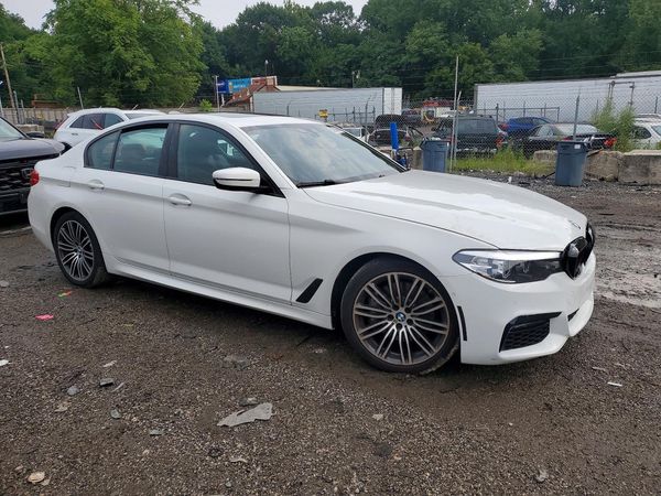 2019 BMW 530