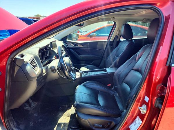 2018 MAZDA 3 Grand Touring
