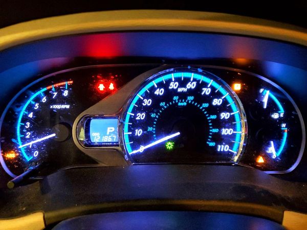 2013 TOYOTA SIENNA