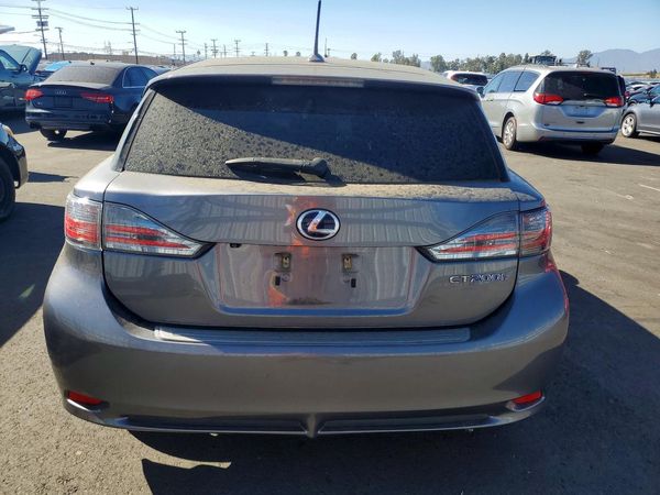 2013 LEXUS CT 200h