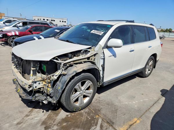 2012 TOYOTA HIGHLANDER — DSFA — Front 3/4
