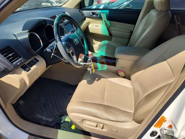 2012 TOYOTA HIGHLANDER Base/Hybrid — DENT
