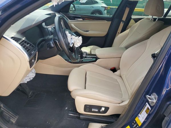 2021 BMW X4 xDrive30i — DENT