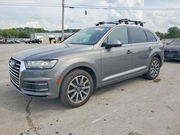2017 AUDI Q7 quattro Premium Plus