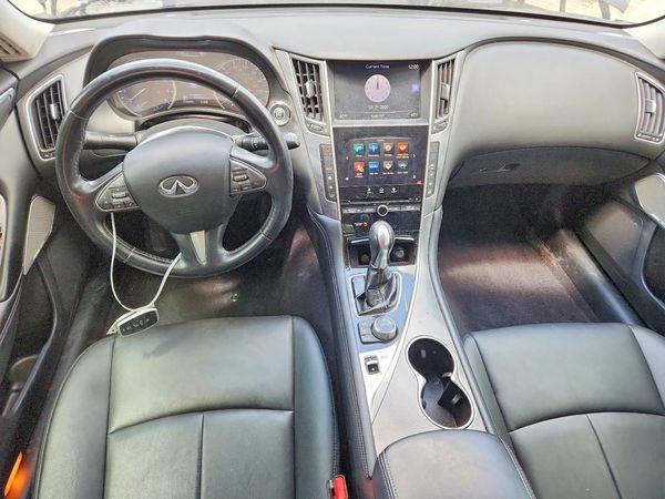 2017 INFINITI Q50