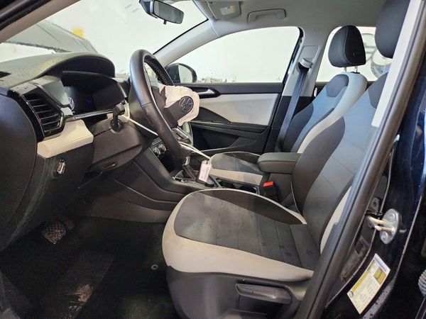 2025 VOLKSWAGEN TAOS 4Motion S