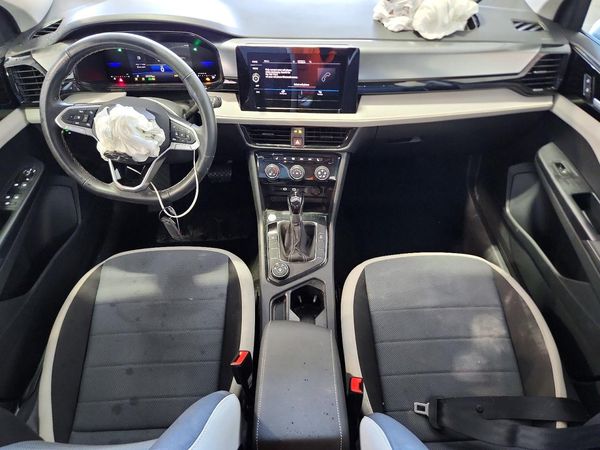 2025 VOLKSWAGEN TAOS 4Motion S