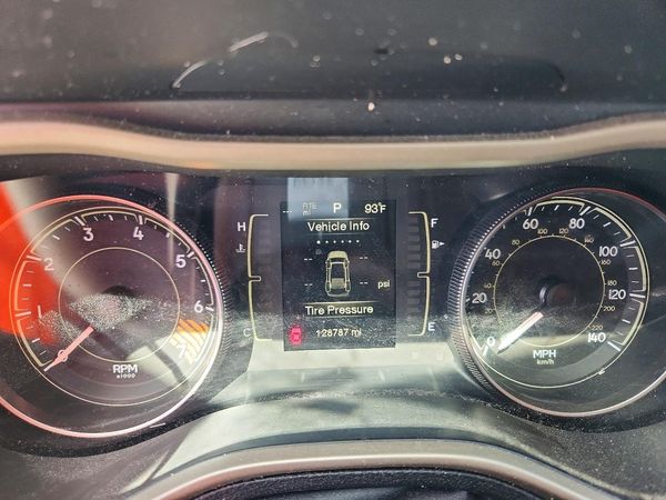 2014 JEEP CHEROKEE Latitude — ODOM
