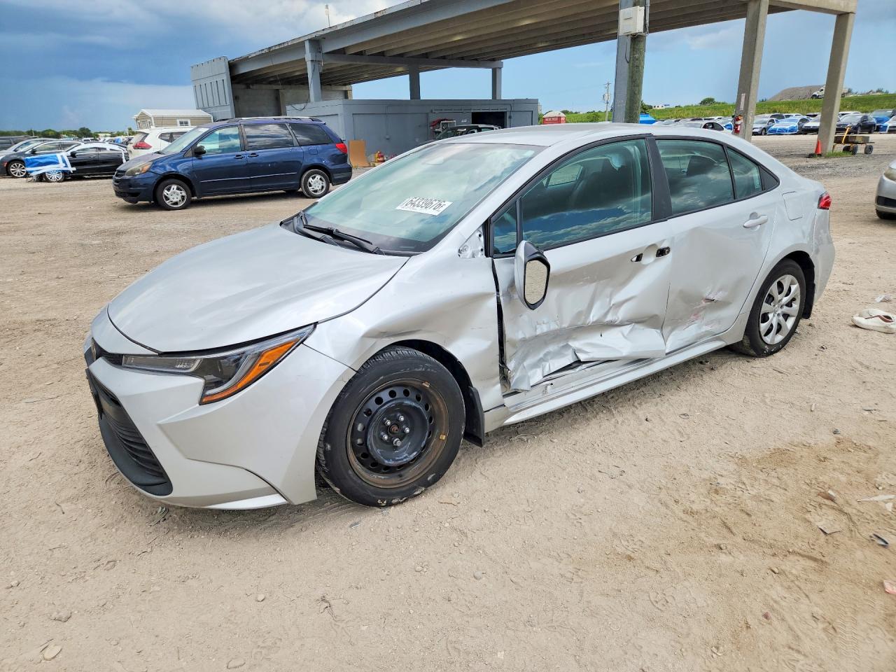 2023 TOYOTA COROLLA